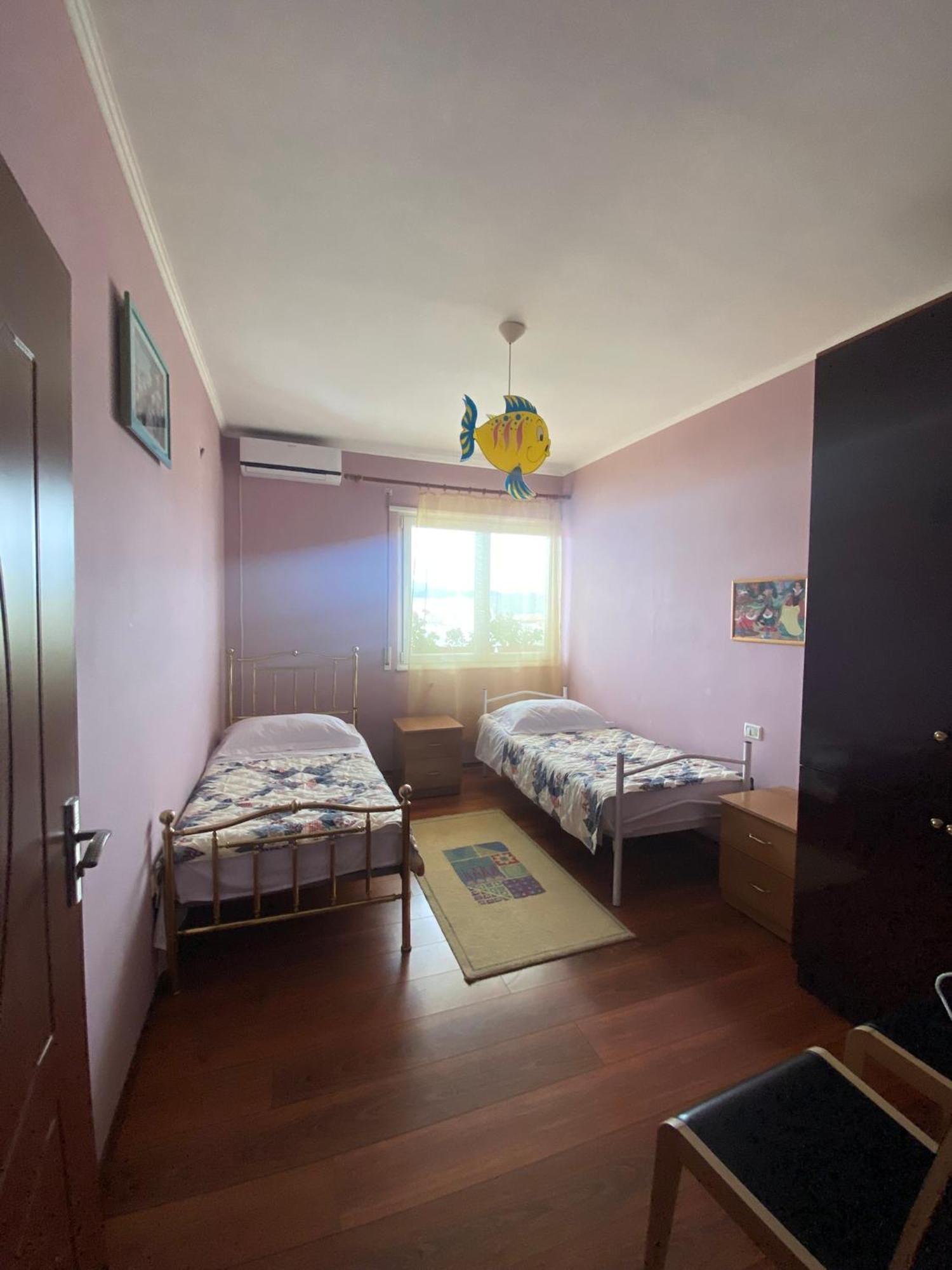 Stay The Night Shkodra Apartment City Centre Ngoại thất bức ảnh